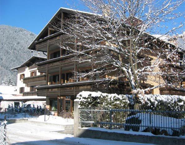 Hotel Binelli Pinzolo Exterior foto
